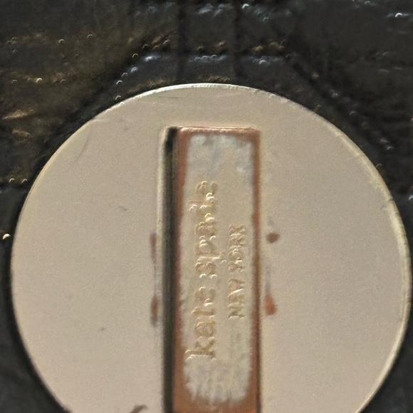 Kate Spade Astor Court Naomi Quilted Leather Crossbody Bag. Great condition! - Picture 12 of 13